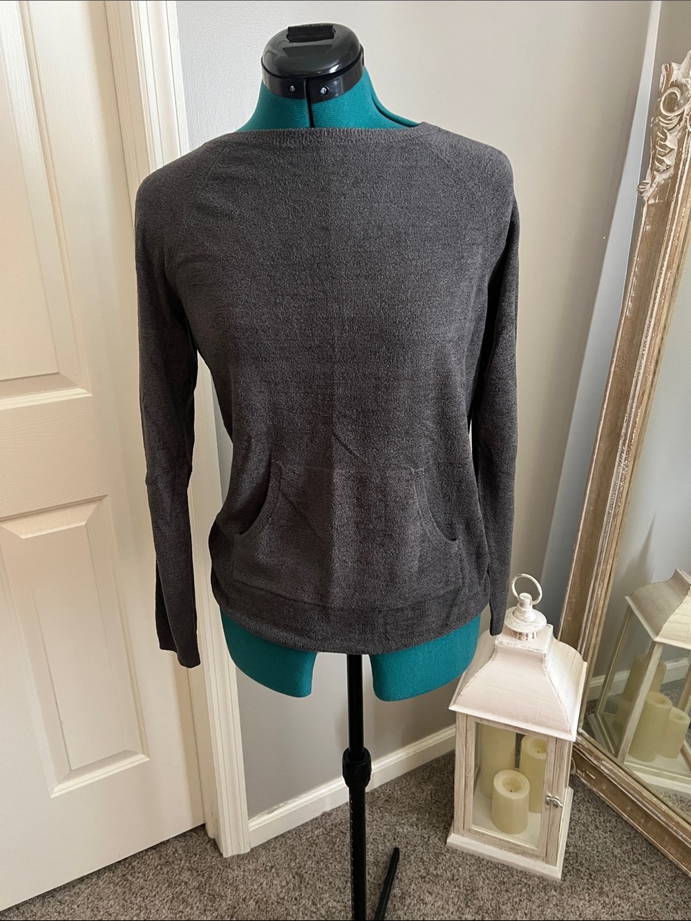 Barefoot Dreams Charcoal Gray Scoop-Neck Knit Sweater with Front Pockets